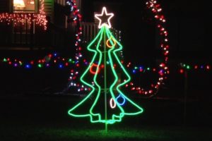 Christmas Lights Outdoor Tree 16x9