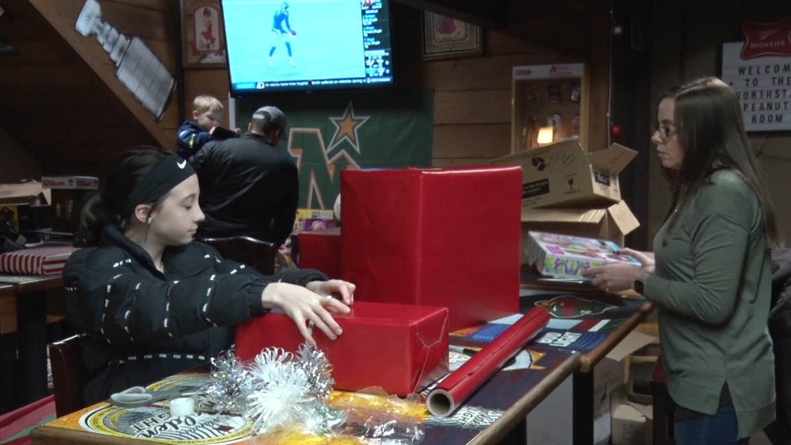 "Best Christmas Ever" Bemidji Team Hosts Wrapping Party Lakeland PBS