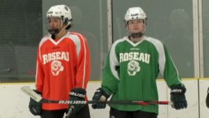 Roseau Girls Hockey sqk