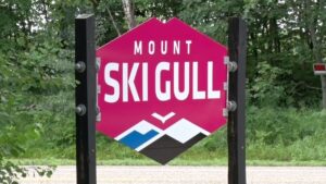 Mount Ski Gull Sign 16x9
