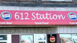 612 Station Bar Restaurant