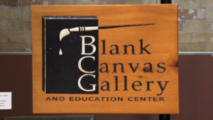 Blank Canvas Gallery Sign Reunion 16x9