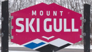 Mount Ski Gull Sign 2 sqk
