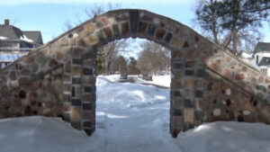 Gregory Park Arch Winter Snow sqk