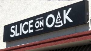 Slice on Oak Pizza Sign 16x9