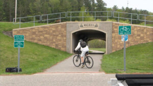 Walker Bike Bicycle Path Arch 16x9