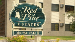 Red Pine Estates Sign 16x9