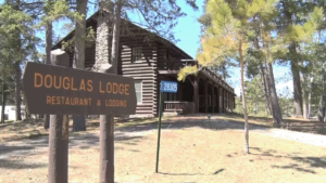 Itasca State Park sqk Douglas Lodge