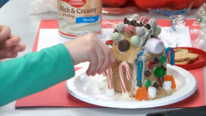 Baxter Elementary Gingerbread Houses 1 16x9