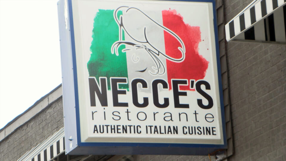 Necce's Ristorante Sign