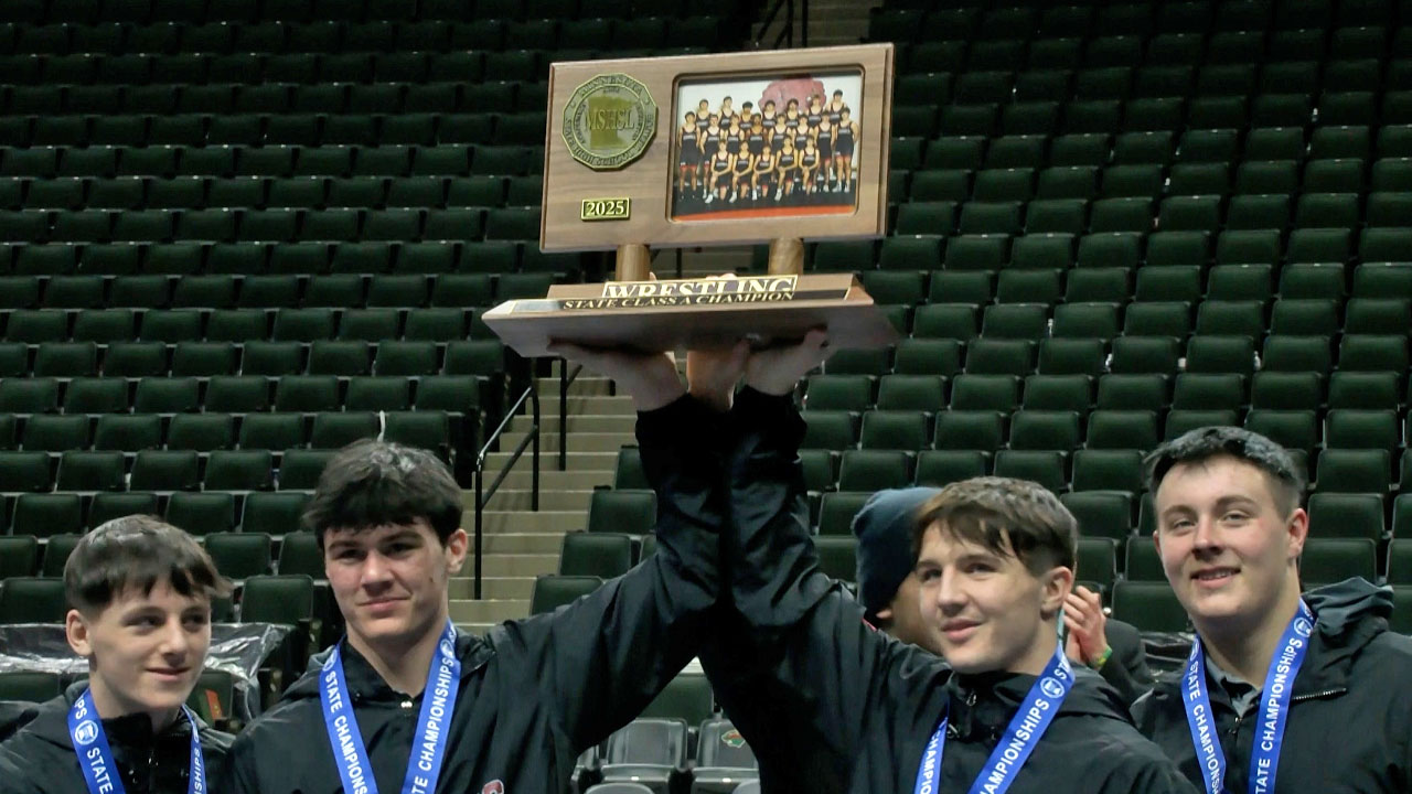 Staples-Motley Boys’ Wrestling Defeats Chatfield to Win 1st State Title in 40 Years