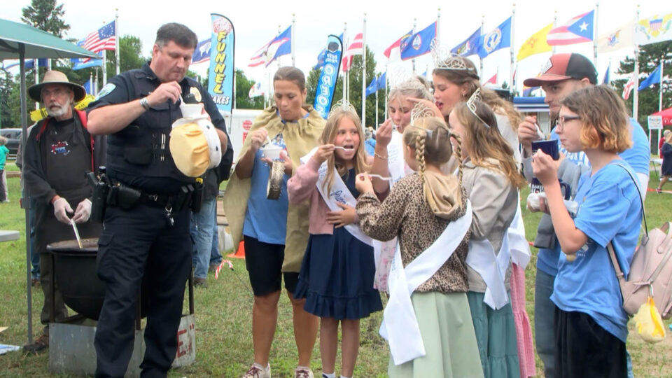 bean hole days pequot lakes eating thumbnail