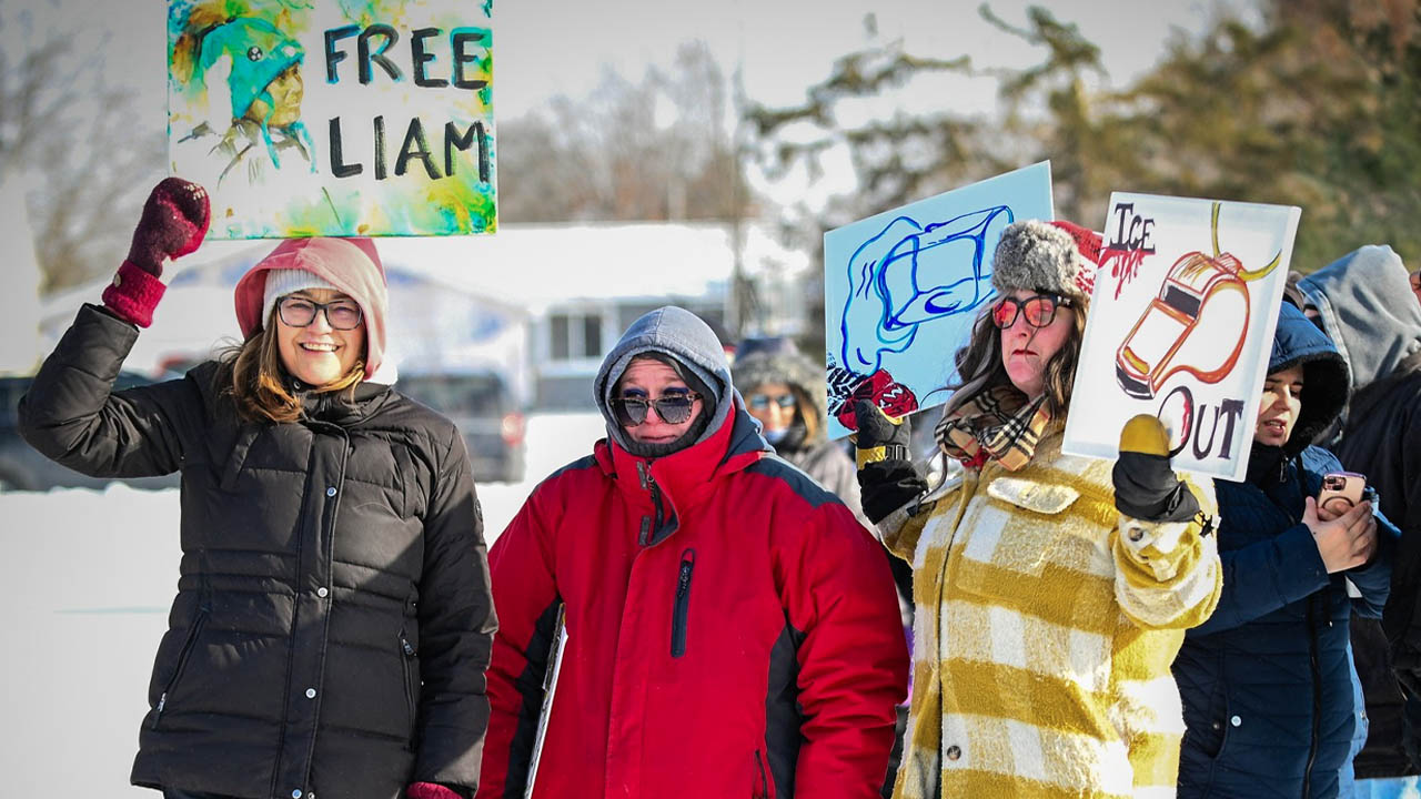 Hundreds in Brainerd, Bemidji Protest ICE's Presence in MN at Separate ...