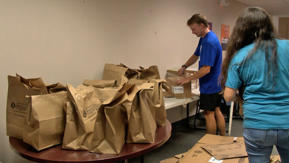 brainerd family ymca summer youth meal program packing thumbnail