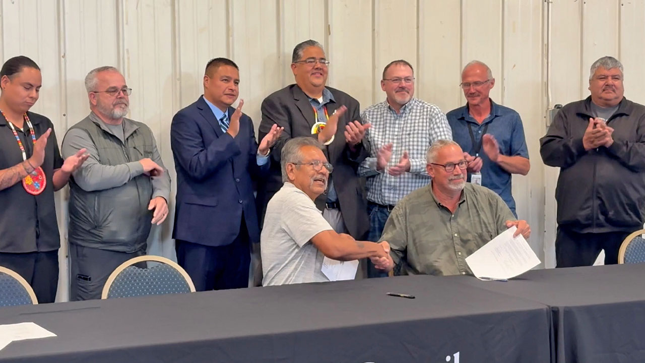Leech Lake Band of Ojibwe & Itasca County Sign Memorandum of Understanding