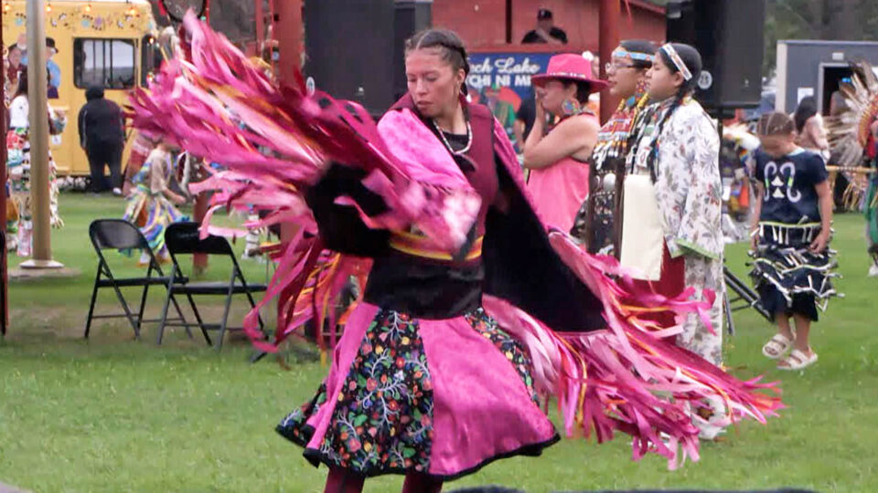 leech lake contest powwow thumbnail