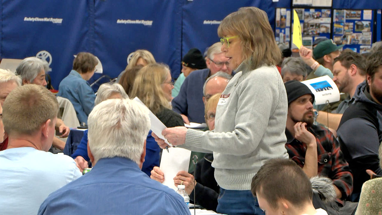 Thousands Attend GOP, DFL Precinct Caucuses Throughout Minnesota