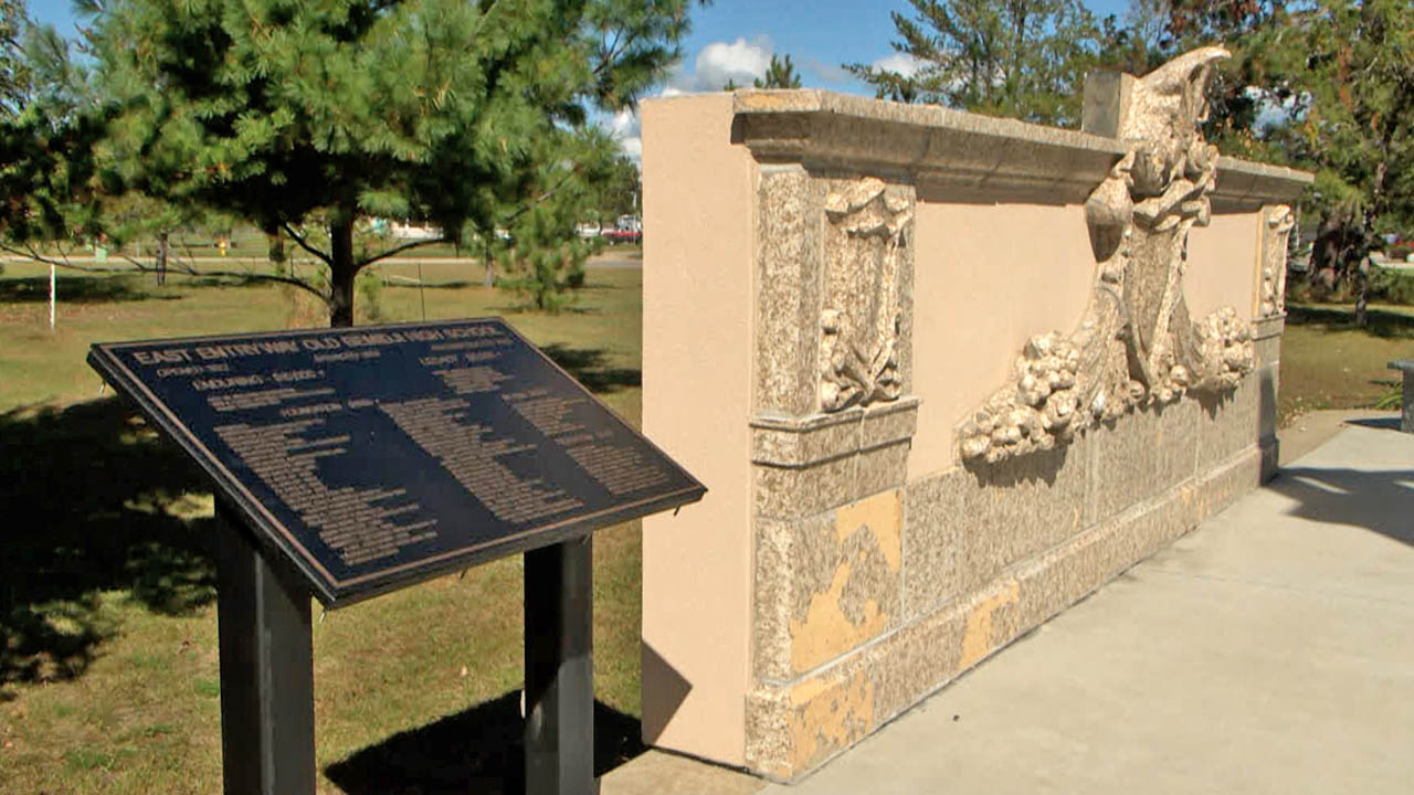 Permanent Donor Plaque Unveiled for Old Bemidji High School Archway