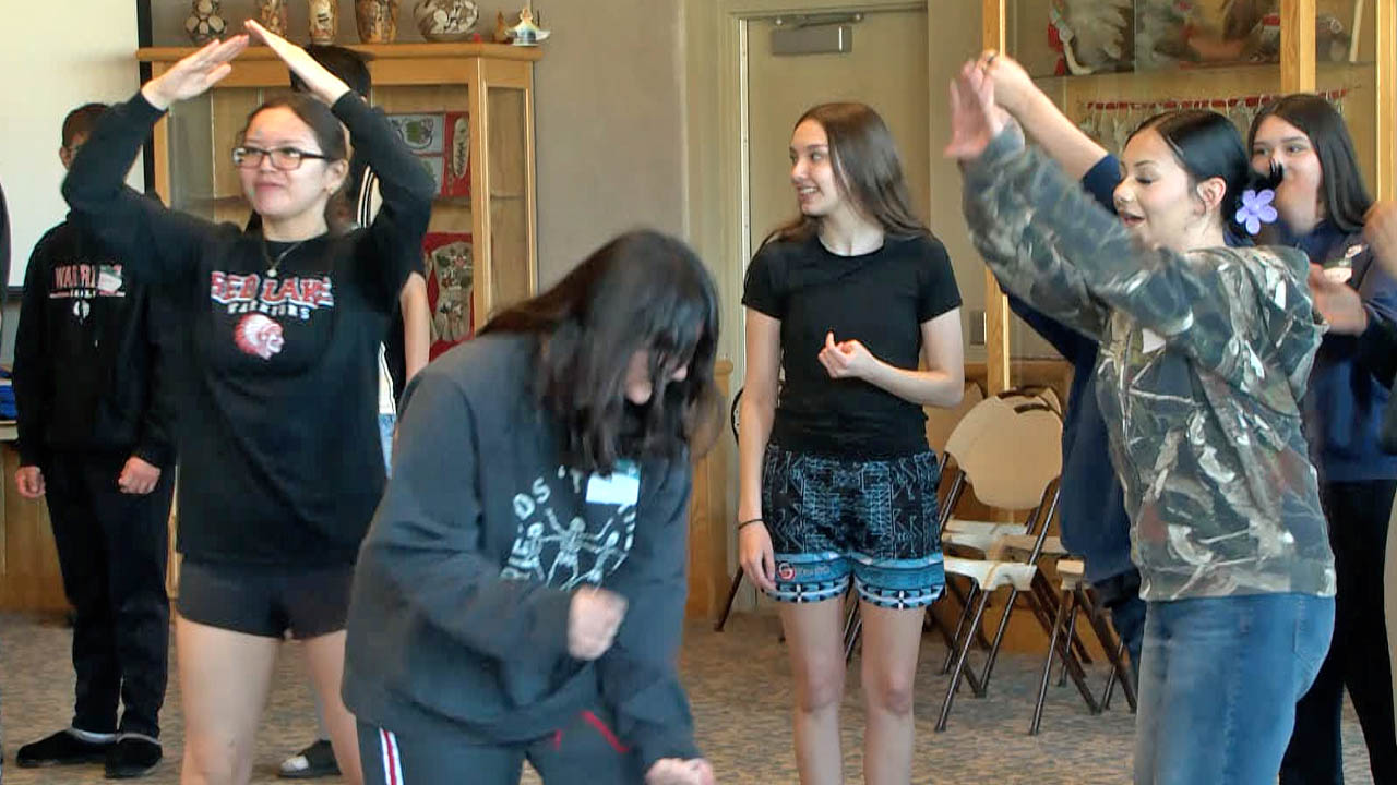 Red Lake High School Students Bring Peer Leader Program to BSU