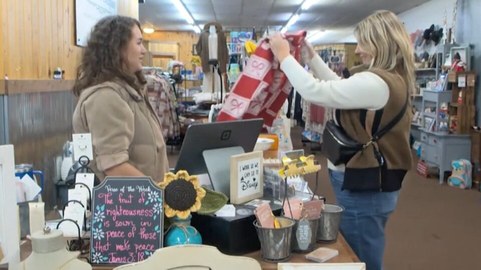 walker gift card raffle business thumbnail